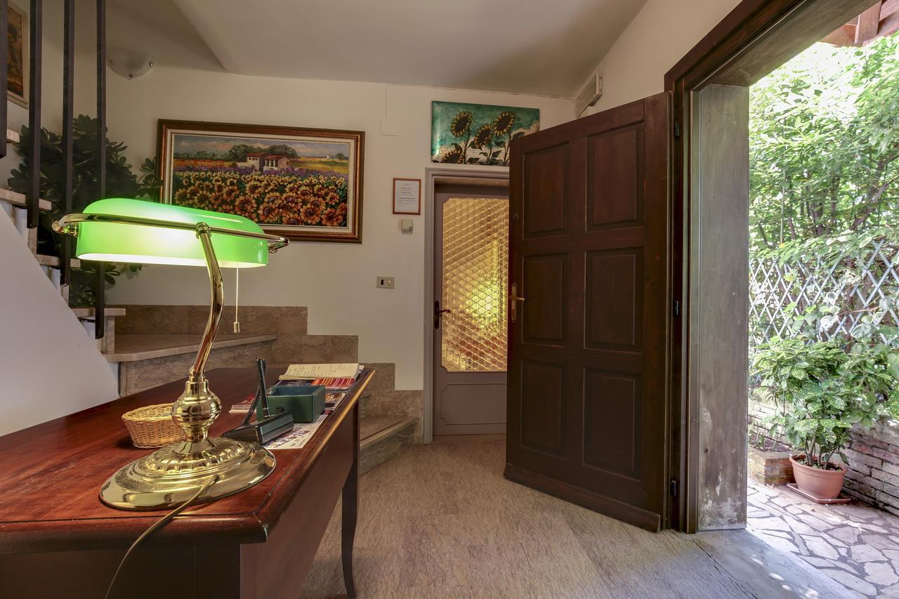 ヴェネツィア カーサ ディ サラ Bed & Breakfast エクステリア 写真